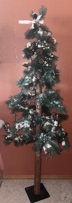 Large Woodland/Christmas Tree Decor