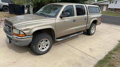 2003 Dodge Dakota Quad Cab With Topper