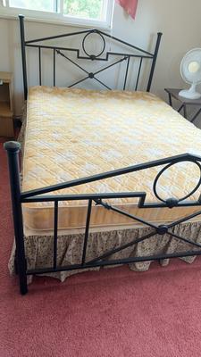 Queen Iron Bed Set