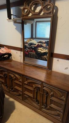 Bassett Furniture MCM Dresser With Mirror