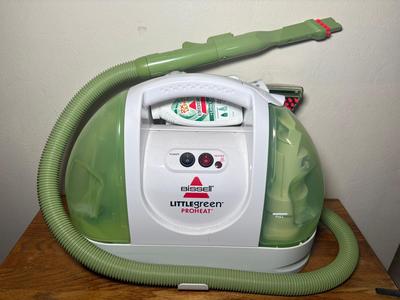Bissell Little Green Proheat Model 1425-7 w/ Attachments & Cleaner