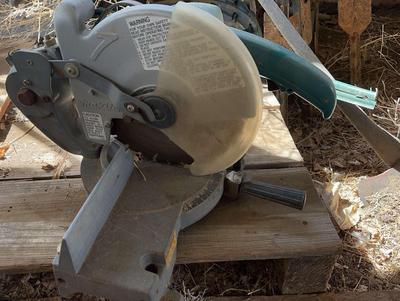 Makita 10” Miter Saw
