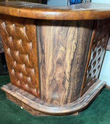 Tufted Front Vintage Corner Bar
