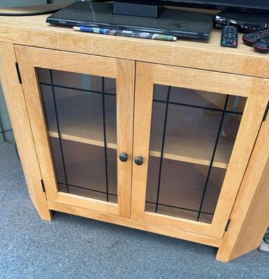 Corner TV Stand