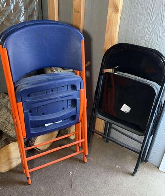 Two Plastic & Two Metal Folding Chairs