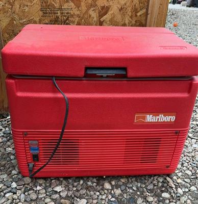 Coleman Marlboro Electric Cooler