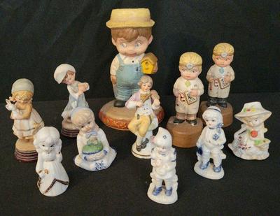 COLLECTIBLE VINTAGE FIGURINES