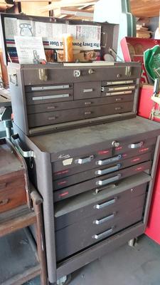 KENNEDY TOOL CABINET AND TOOL BOX