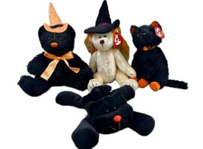 Halloween Animal Decor