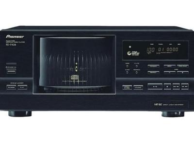 Pioneer Compact Disc Player - Holds 100 CDs - In Working Condition