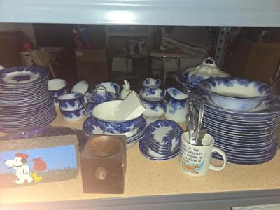 Sale Photo Thumbnail #11: Flow blue
