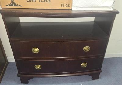 Sale Photo Thumbnail #12: Mahogany chest