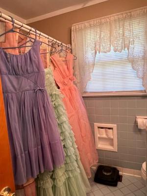 Sale Photo Thumbnail #375