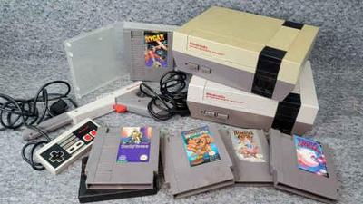 1980s nintendo nes consoles games, controllers