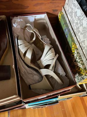 Sale Photo Thumbnail #112