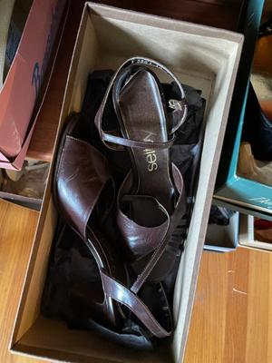 Sale Photo Thumbnail #115