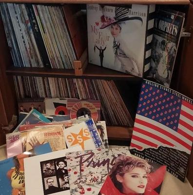 LARGE RECORD COLLECTION WITH CONCERT TOUR BOOKS