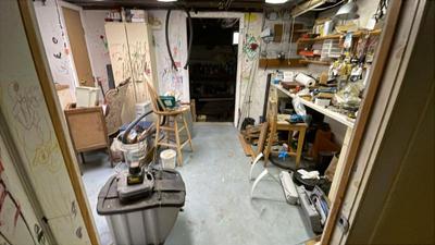 Sale Photo Thumbnail #214