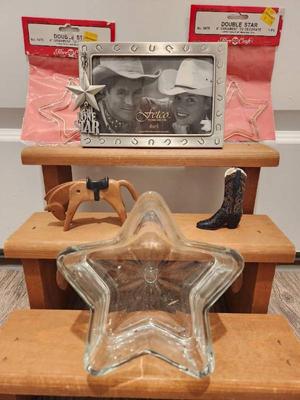 Western knick knacks stars