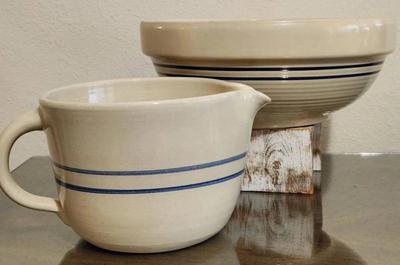 Marshall pottery crock bowl blue stripes