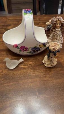 Teleflora basket frosted glass birdboyd bears friends angel
