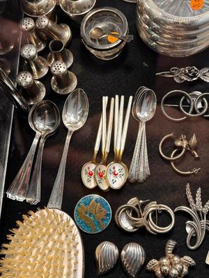 Sale Photo Thumbnail #53