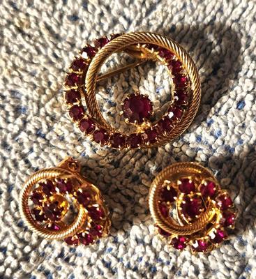 Pin and Earrings Set