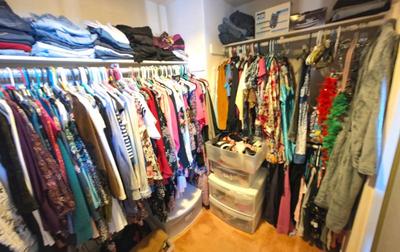 Sale Photo Thumbnail #40