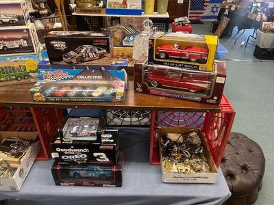 Sale Photo Thumbnail #14