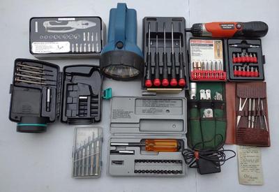 Sale Photo Thumbnail #256: Assorted Screw Drivers & Multitools