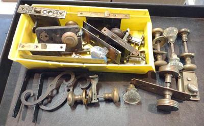 Sale Photo Thumbnail #258: Assorted Antique Door knobs