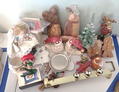 Sale Photo Thumbnail #569: Vintage Christmas Figurines & Decorations