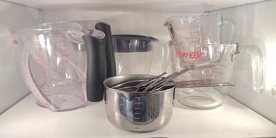 Sale Photo Thumbnail #504: Glass & Stainless Steel Measuring Cups