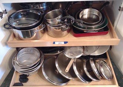 Sale Photo Thumbnail #501: Lot of Assorted Cooking Pots & Pans