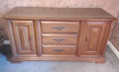 Sale Photo Thumbnail #346: Oak Buffet / Sideboard Cabinet