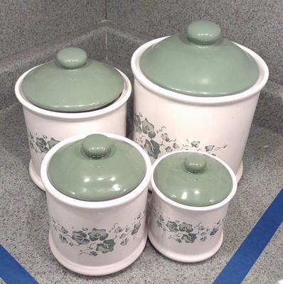 Sale Photo Thumbnail #309: 4 Corning Ware Callaway Ivy Kitchen Canister Set