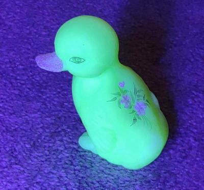 Sale Photo Thumbnail #64: Fenton Signed Custard Uranium Glass Duck Figure