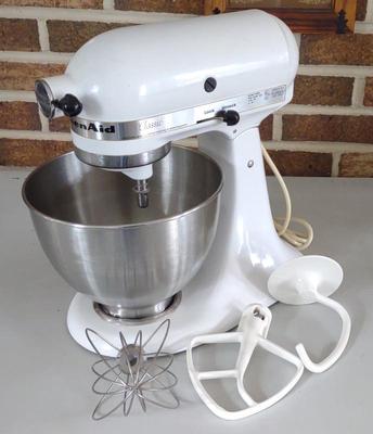 KitchenAid K45SS Classic Tilt Stand Mixer