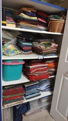 Sale Photo Thumbnail #440: Fat Quarter Quilting Fabric Squares - B