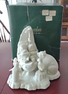 Sale Photo Thumbnail #552: Dept 56 Snowbabies Figurine w/ Box
