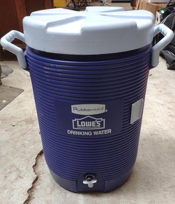 Sale Photo Thumbnail #612: Rubbermaid Lowes 5 Gal Beverage Dispenser