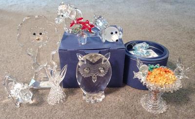 Sale Photo Thumbnail #553: Swarovski & Crystal Figurines