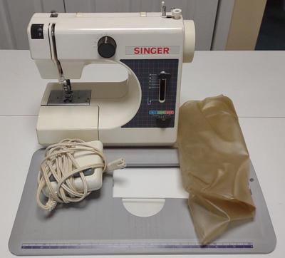 Sale Photo Thumbnail #32: Singer #212 Sewing Machine