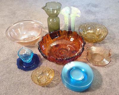 Sale Photo Thumbnail #530: Colored Art Glass Bowls, Plates & Vases