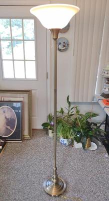 Sale Photo Thumbnail #546: Free Standing Touch Lamp