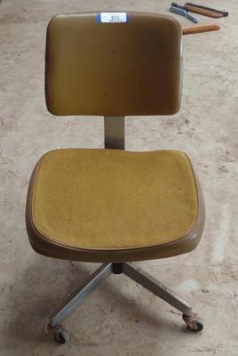 Sale Photo Thumbnail #657: Vintage Rolling Office Chair
