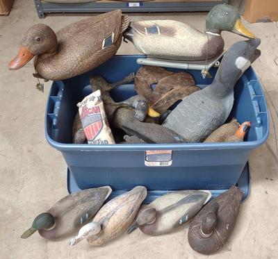 Sale Photo Thumbnail #132: Lot of Working Decoys