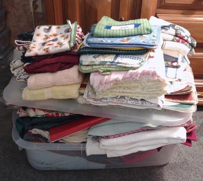 Sale Photo Thumbnail #537: Kitchen Hand Towels