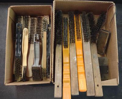 Sale Photo Thumbnail #255: Assorted Wire Brushes