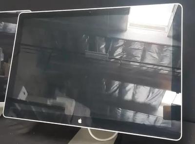 APPLE COMPUTER MONITOR #1